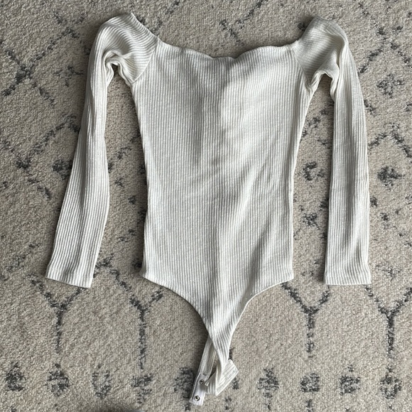 Fashion nova body suit - Picture 2 of 2